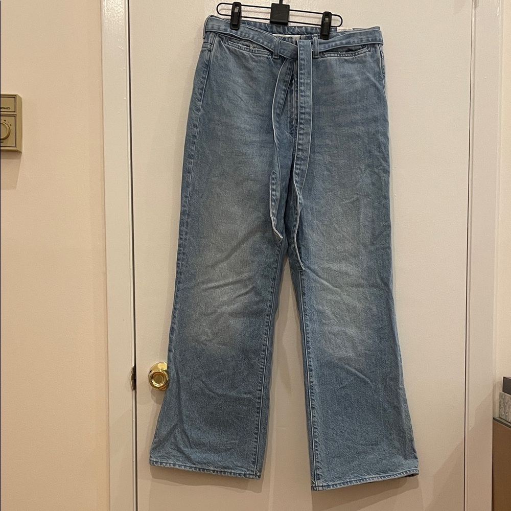 H&M height waist wide leg belted jeans waist 29